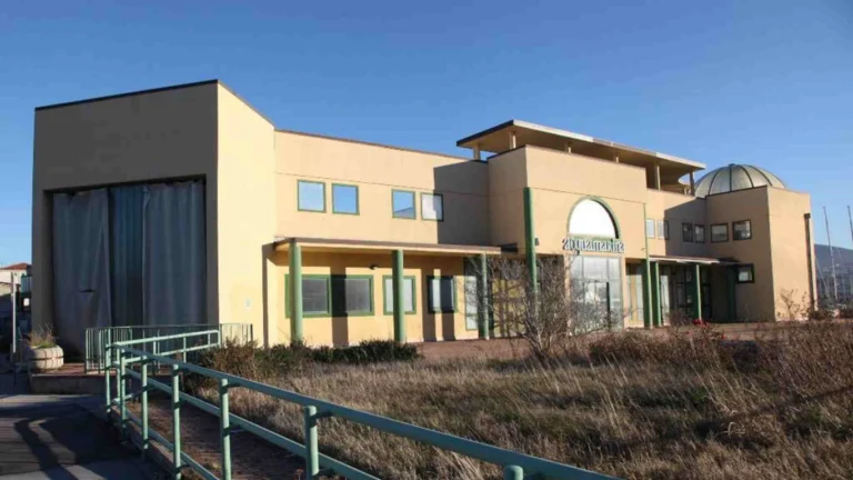 Piscina terapeutica in Porto vecchio, il Comune ora lancia una consultazione
